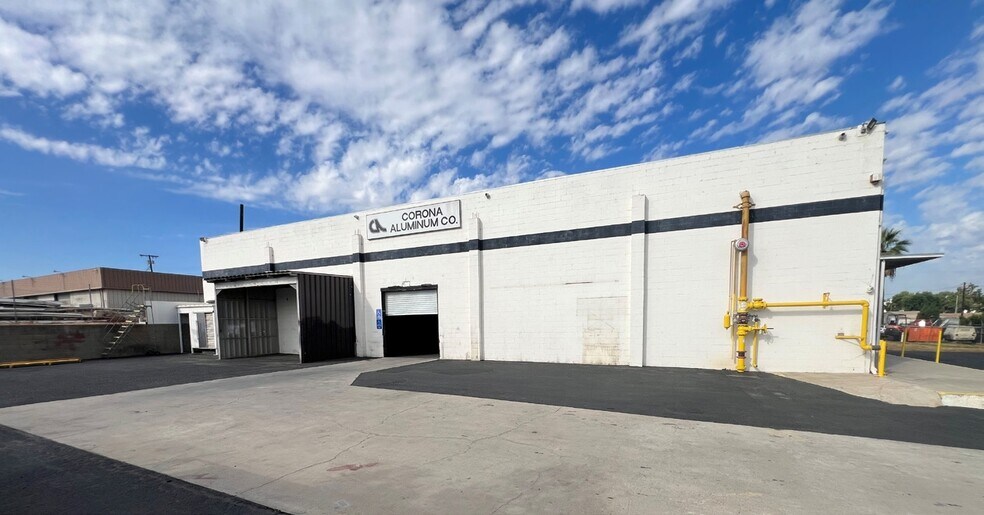 More Photos Of 6342 Columbus Ave, Riverside Warehouse For Lease