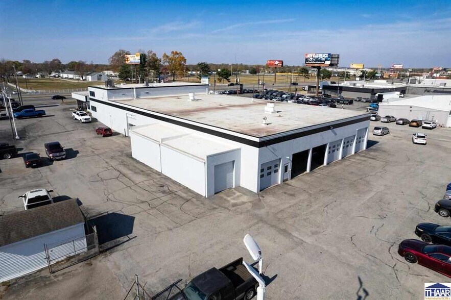 More Photos Of 4120 S US Highway 41, Terre Haute Auto Dealership For Sale