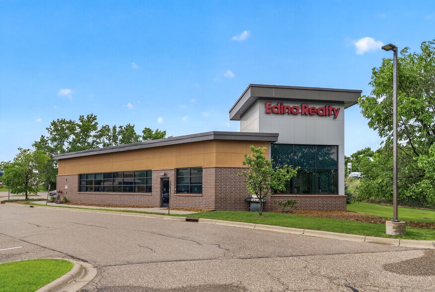 Primary Photo Of 9605 Schmidt Lake Rd, Plymouth Office Residential For Lease