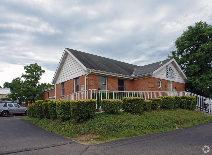 Primary Photo Of 1577 Goodman Ave, Cincinnati Office For Sale