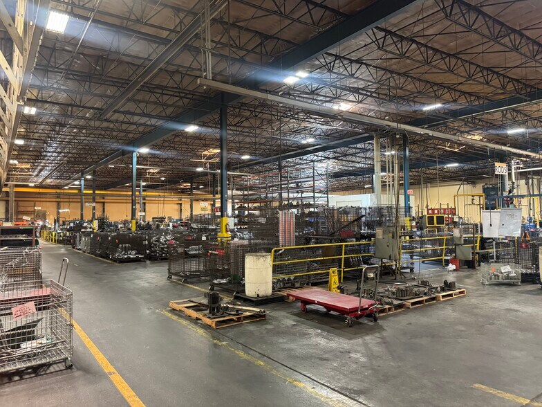 More Photos Of 1459 NW Sundial Rd, Troutdale Warehouse For Lease