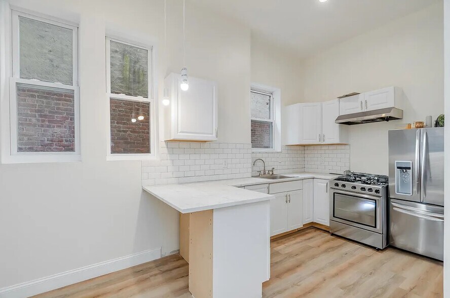 More Photos Of 289 Martin Luther King Jr Dr, Jersey City Apartments For Sale