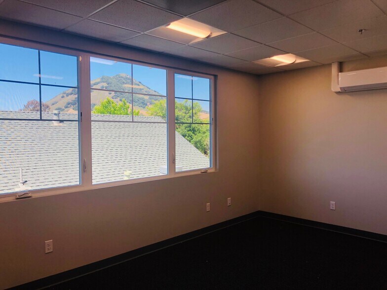 More Photos Of 1041 Mill St, San Luis Obispo Loft Creative Space For Lease