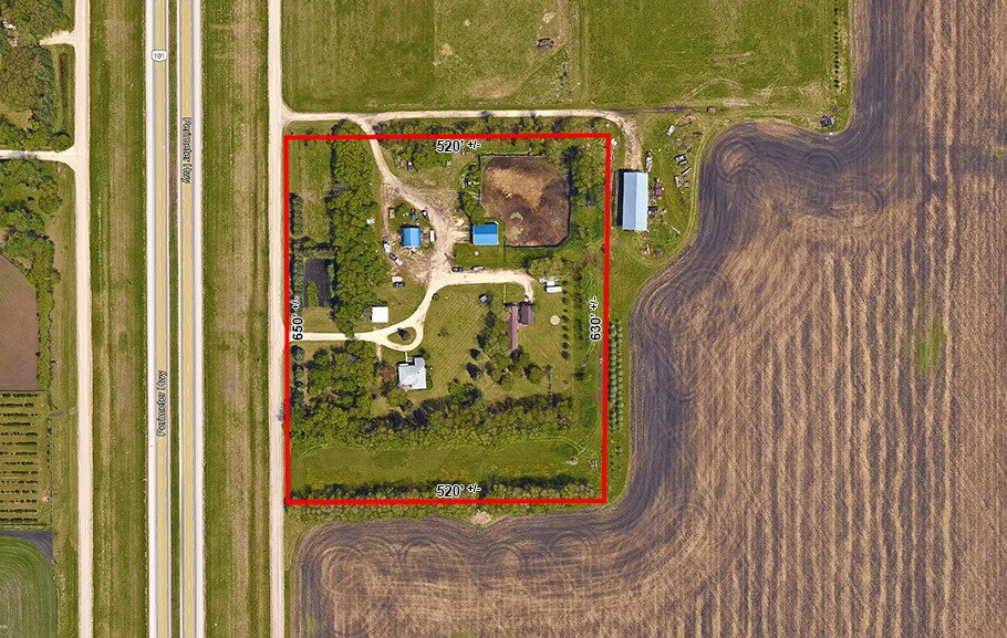 More Photos Of Perimeter @ Selkirk Ave, Rosser Land For Sale