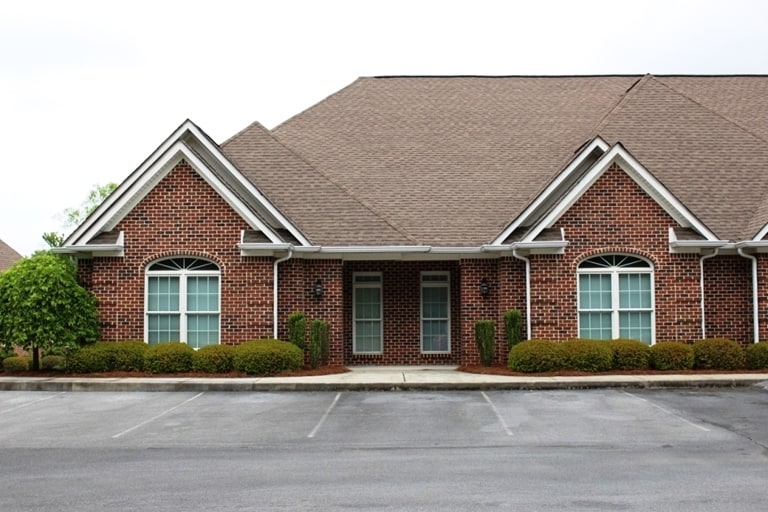 Primary Photo Of 111 Laurel Creek Rd Se, Calhoun Medical For Lease