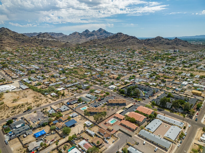More Photos Of 1346 E Mountain View Rd, Phoenix Apartments For Sale