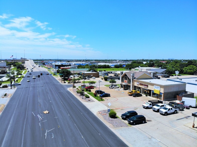 More Photos Of 5101 Davis Blvd, North Richland Hills Freestanding For Sale