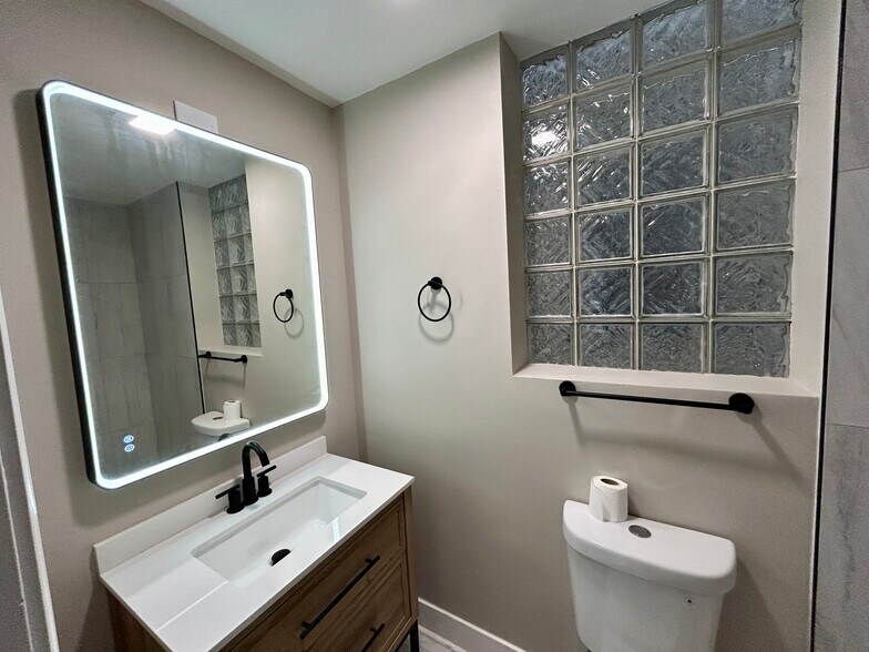 More Photos Of 5644 S Prairie Ave, Chicago Apartments For Sale