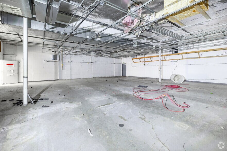 More Photos Of 1001 W Center Ave, Denver Warehouse For Sale