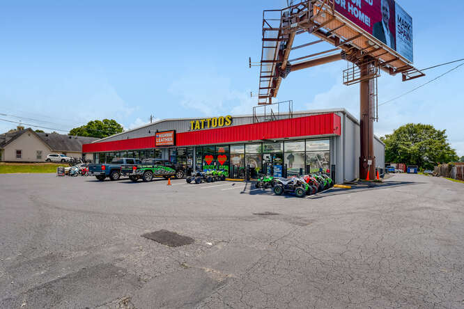 More Photos Of 1012 Iris Dr SW, Conyers Storefront For Sale