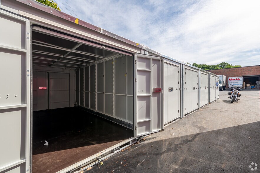 More Photos Of 111 Milk St, Westborough Warehouse For Lease