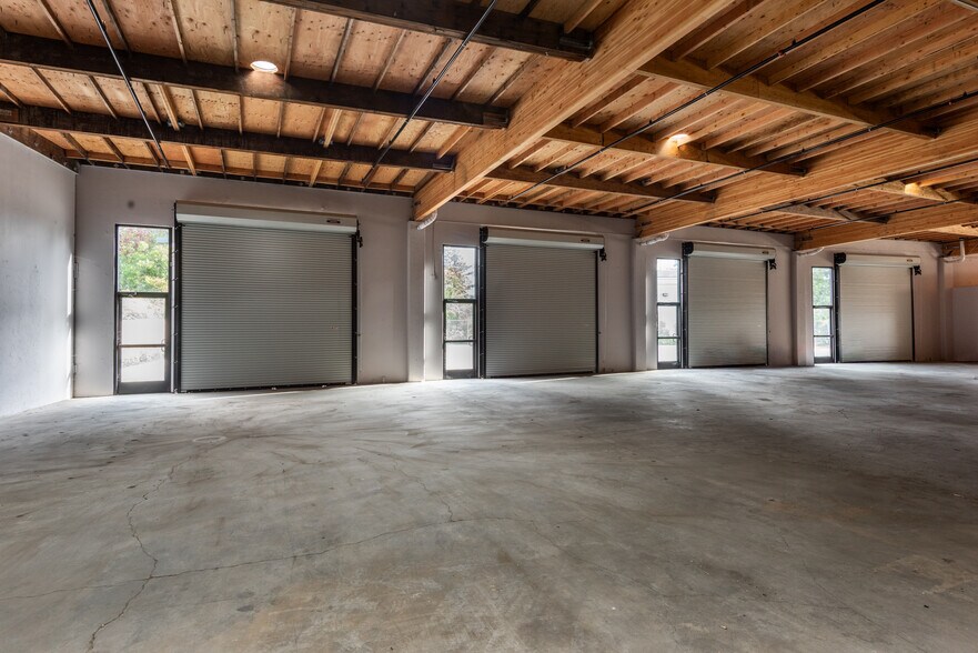 More Photos Of 106 Galli Dr, Novato Service For Sale