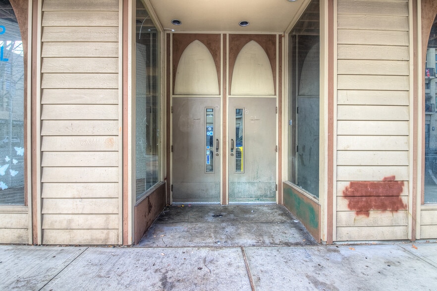 More Photos Of 101 N 3rd St, Yakima Freestanding For Sale