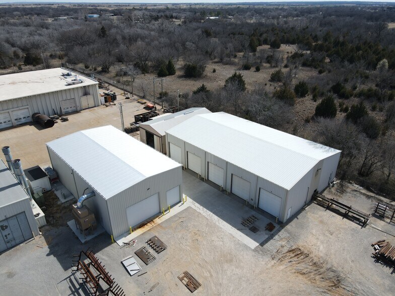 More Photos Of 1200 E Highway 7, Duncan Manufacturing For Sale