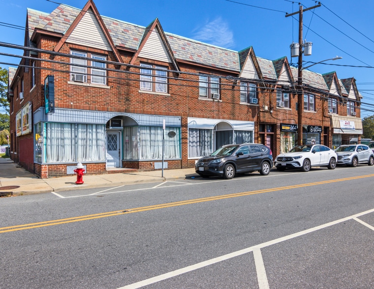 Primary Photo Of 615-621 Seaman Ave, Baldwin Storefront Retail Residential For Sale