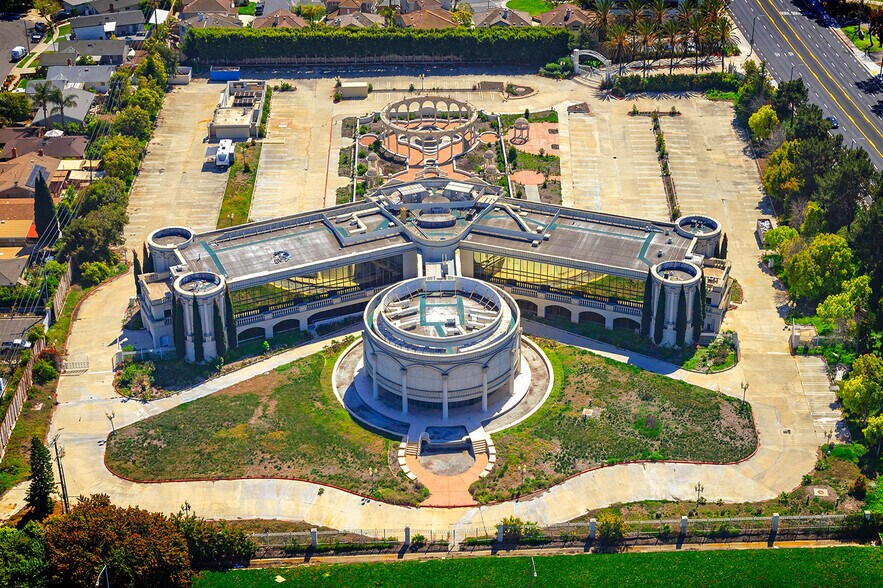 More Photos Of 3150 Bear St, Costa Mesa Schools For Sale