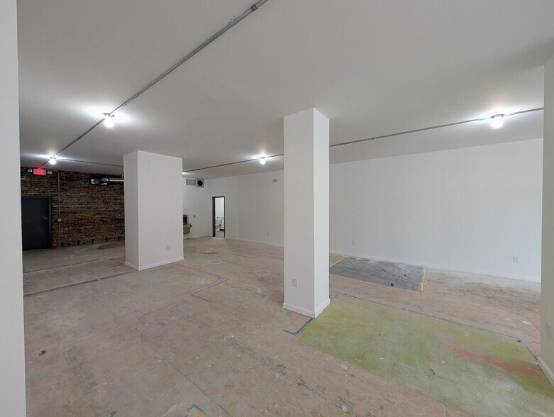 More Photos Of 1555-1563 N 4th St, Columbus Apartments For Sale