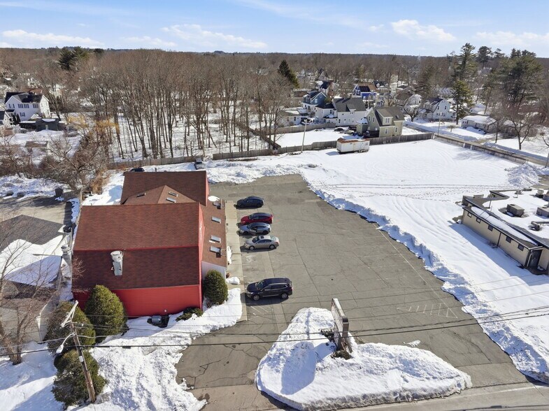 More Photos Of 785 Bedford St, Whitman Freestanding For Sale