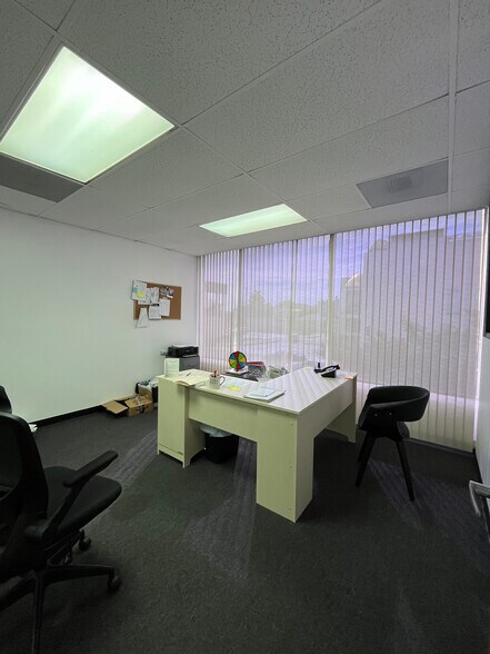 More Photos Of 1650 Westwood Blvd, Los Angeles Loft Creative Space For Lease