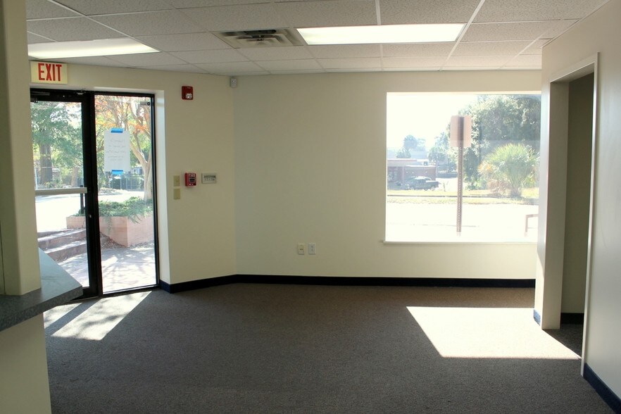 More Photos Of 401 N Baylen St, Pensacola Office For Lease