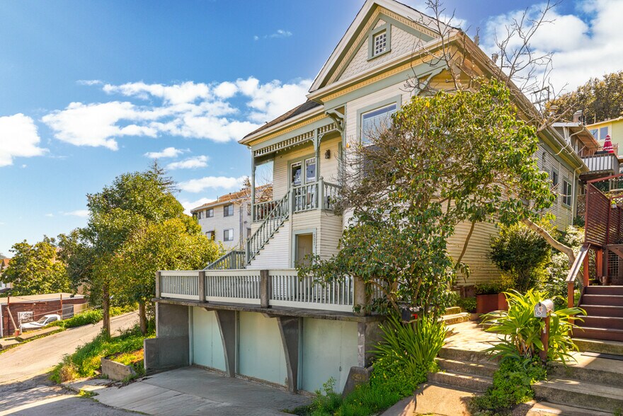 More Photos Of 503 Winslow St, Crockett Apartments For Sale