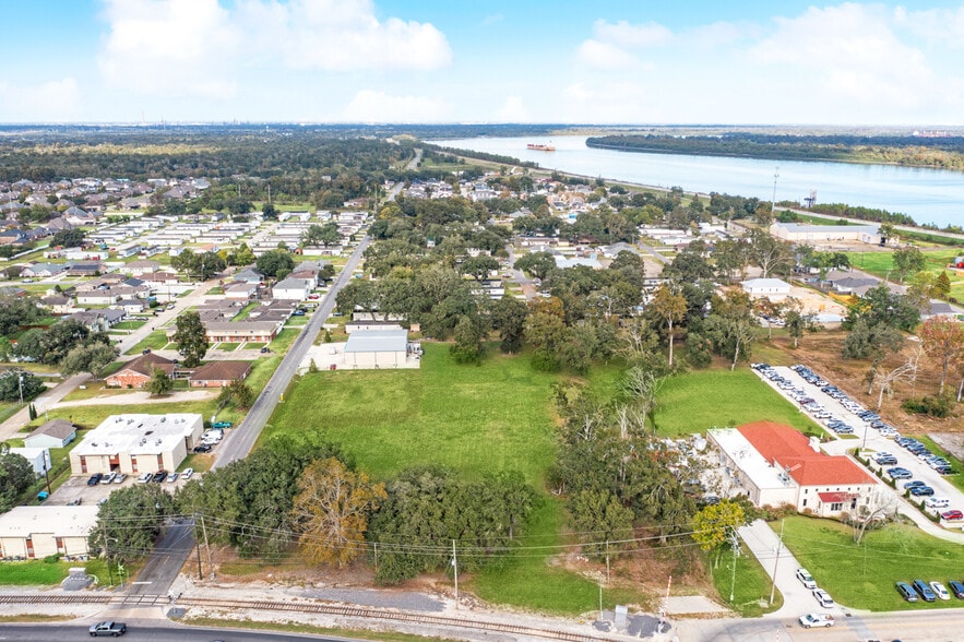 More Photos Of 101 E 3rd Street, Belle Chasse Land For Sale