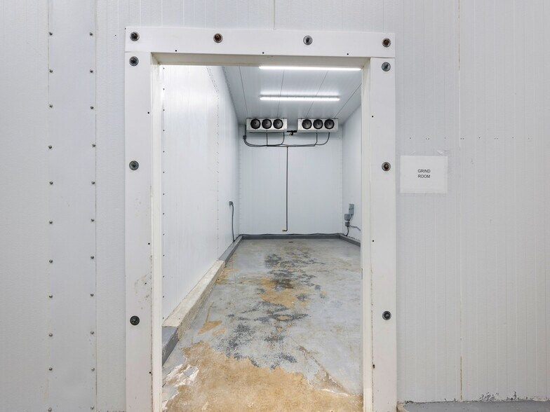 More Photos Of 6411 Highway 90 E, Knippa Refrigeration Cold Storage For Sale