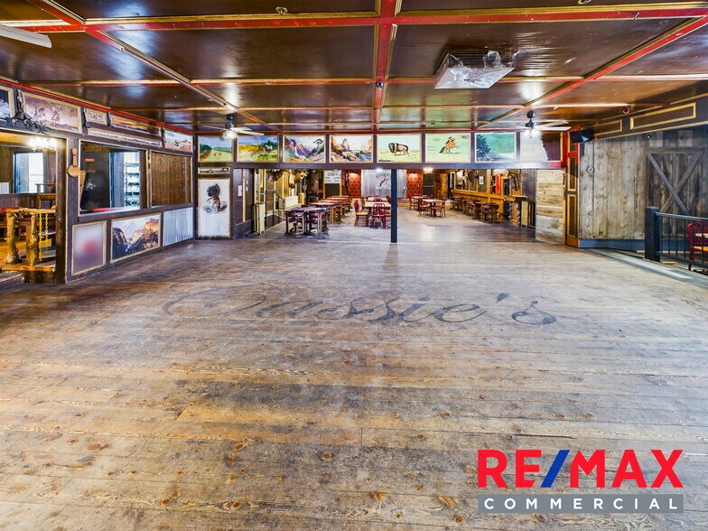 More Photos Of 214 Yellowstone Ave, Cody Bar For Sale