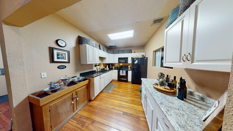 More Photos Of 101 W 1st St, Sanford Storefront For Sale