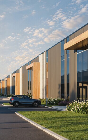 More Photos Of 140 Rue Bélanger, Châteauguay Manufacturing For Lease