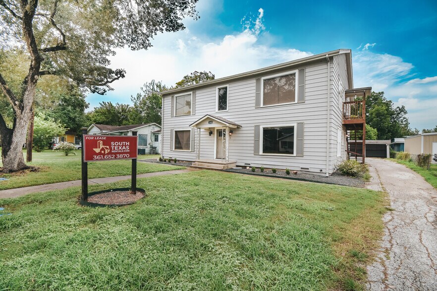 More Photos Of 1503 E Virginia Ave, Victoria Apartments For Sale
