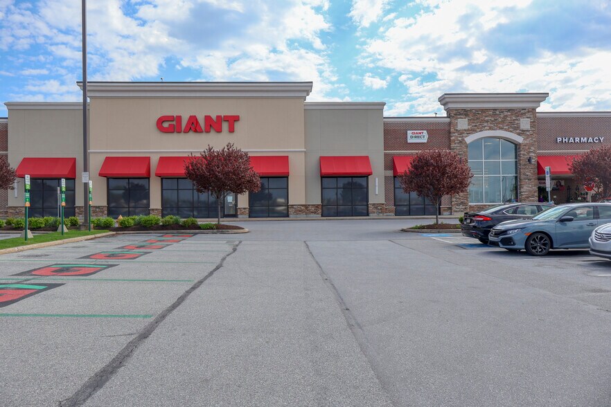 More Photos Of 101-145 E Swedesford Rd, Exton Unknown For Sale