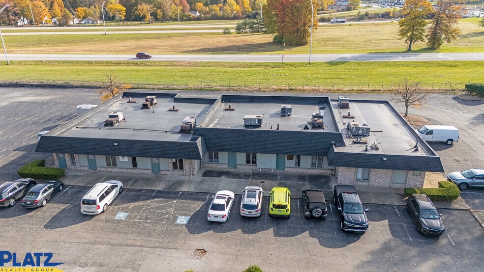 More Photos Of 5208 Mahoning Ave, Austintown Office For Lease