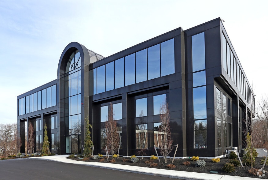 Primary Photo Of 1140 Reservoir Ave, Cranston Office For Lease