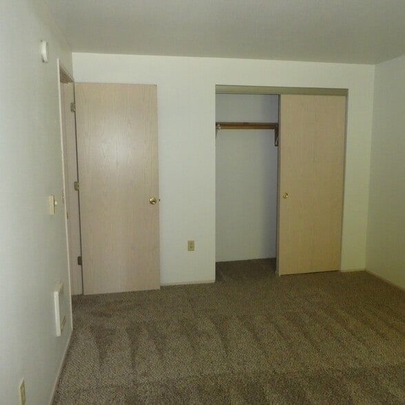 More Photos Of 8936-8998 SE 79th Pl, Portland Apartments For Sale