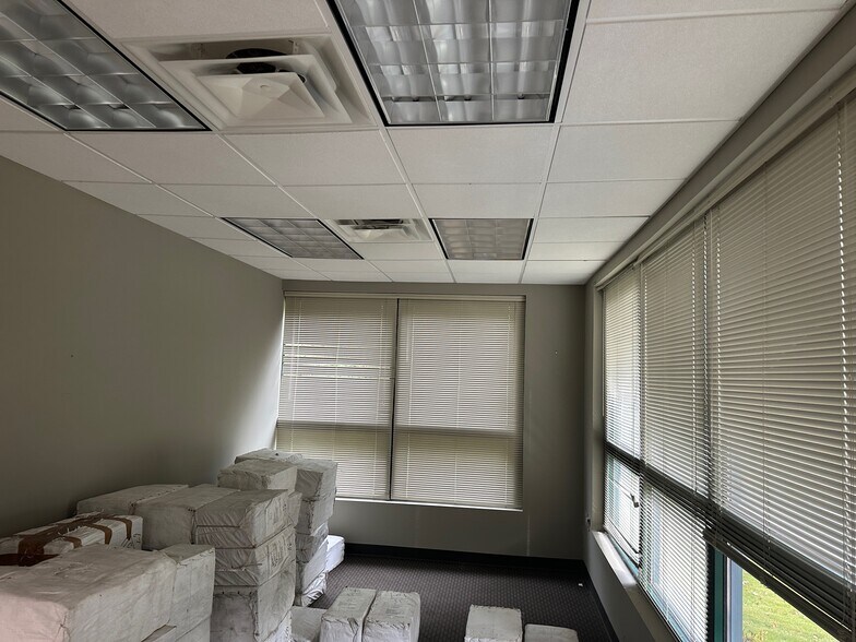 More Photos Of 2145 Duluth Hwy, Duluth Office For Lease