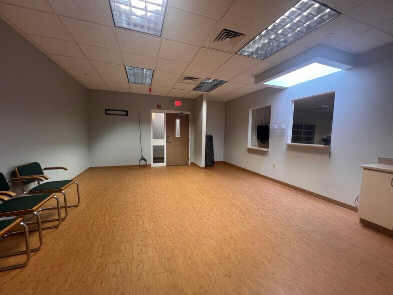 More Photos Of 100 Technology Dr, Trumbull Medical For Lease