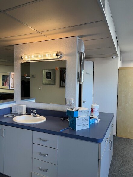 More Photos Of 2835 Eastern Ave, Sacramento Medical For Lease