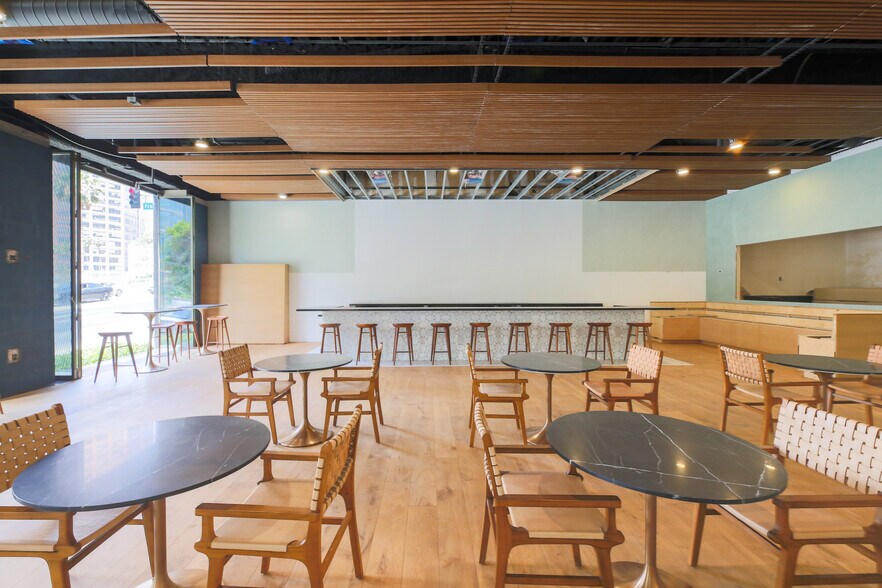 More Photos Of 915 Wilshire Blvd, Los Angeles Office For Lease