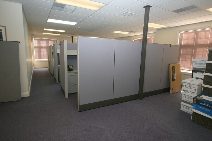 More Photos Of 372 Route 22 West, White House Station Office For Lease