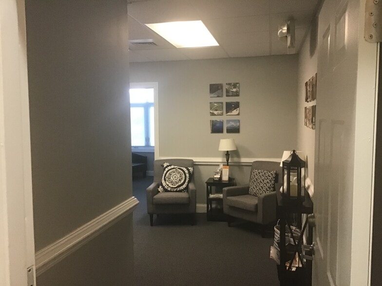 More Photos Of 5003 Southpark Dr, Durham Medical For Sale