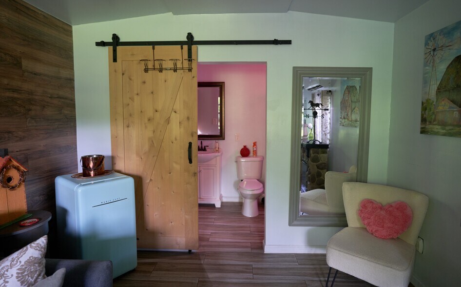 More Photos Of 19050 SW 194th Ave, Miami Specialty For Sale