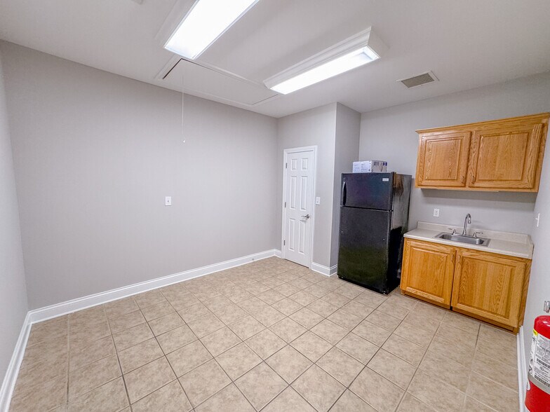 More Photos Of 1815 Satellite Blvd, Duluth Office For Lease