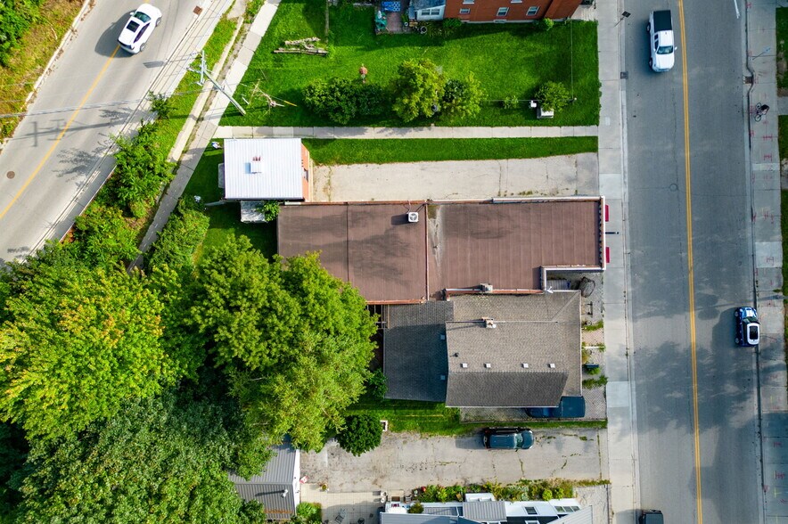 More Photos Of 227 Colborne St, Port Stanle Office For Sale