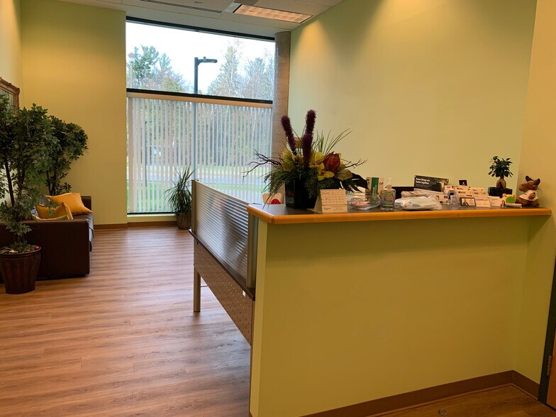 More Photos Of 555 Legget Dr, Ottawa Office For Lease