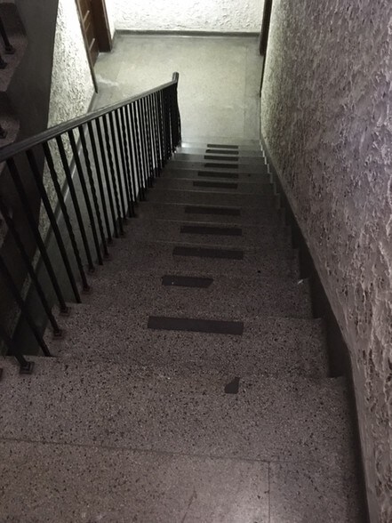 More Photos Of 522 W Adams St, Muncie Apartments For Sale