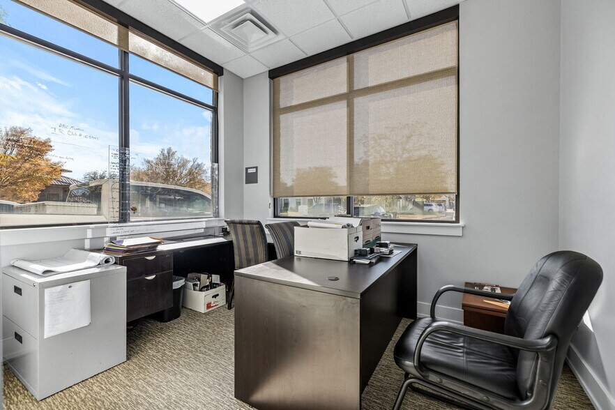 More Photos Of 151 Players Cir, Southlake Loft Creative Space For Lease