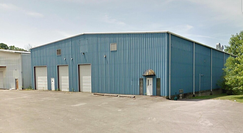Primary Photo Of 604 SW Atlantic St, Tullahoma Warehouse For Lease