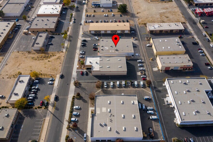 More Photos Of 15354 Bonanza Rd, Victorville Storefront Retail Office For Lease