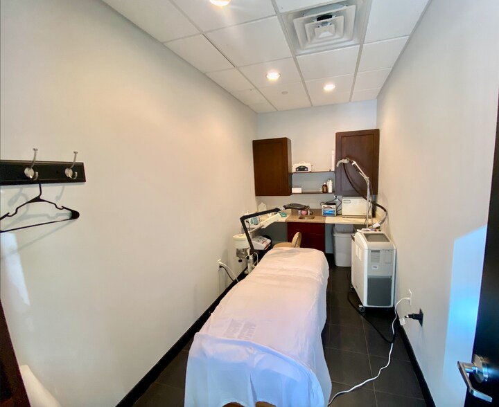 More Photos Of 106 River Dr S, Jersey City Apartments For Lease